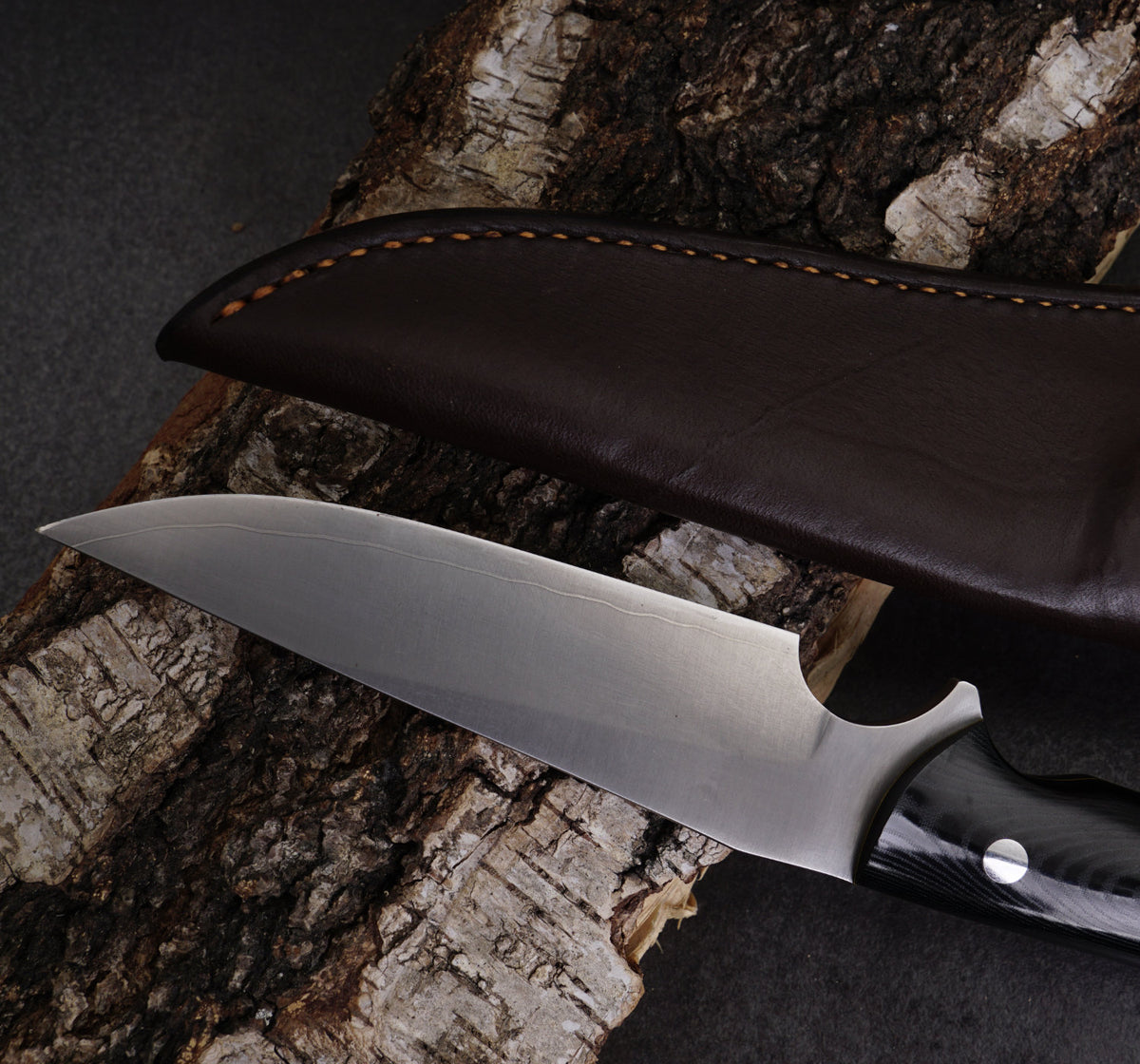 Hunting knife