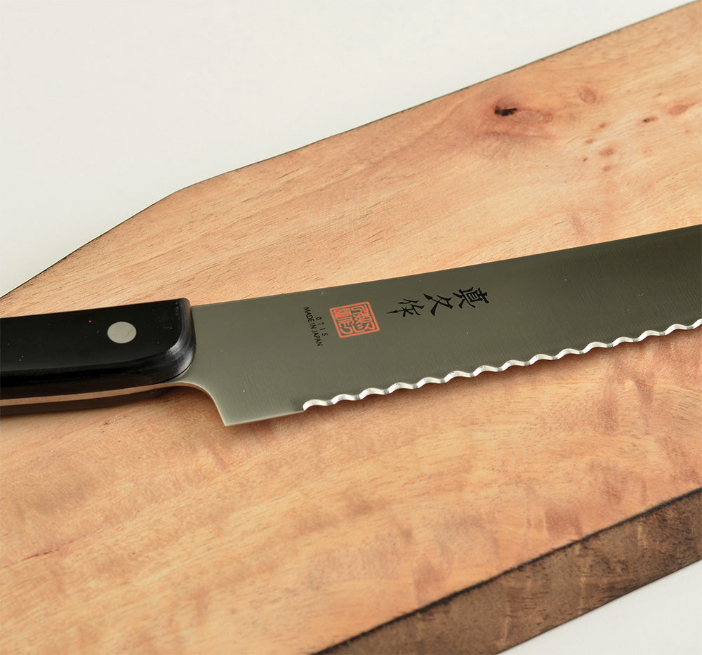 Bread knife