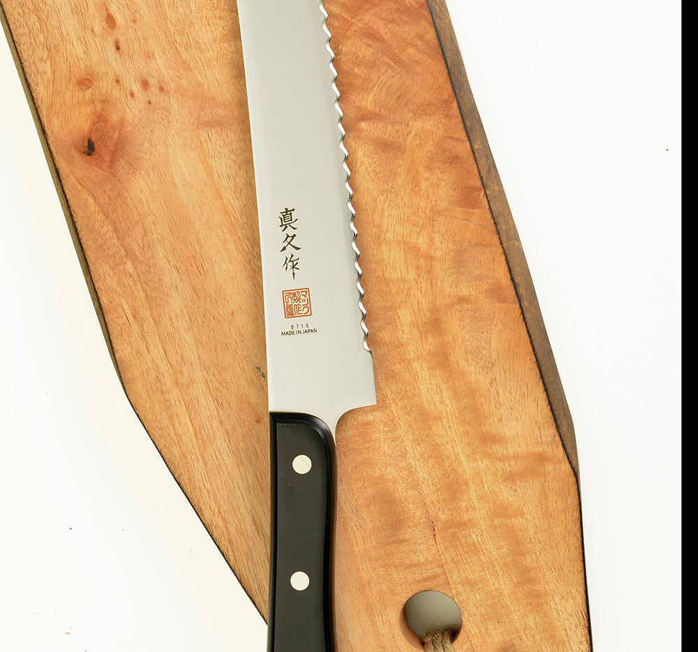 Bread knife