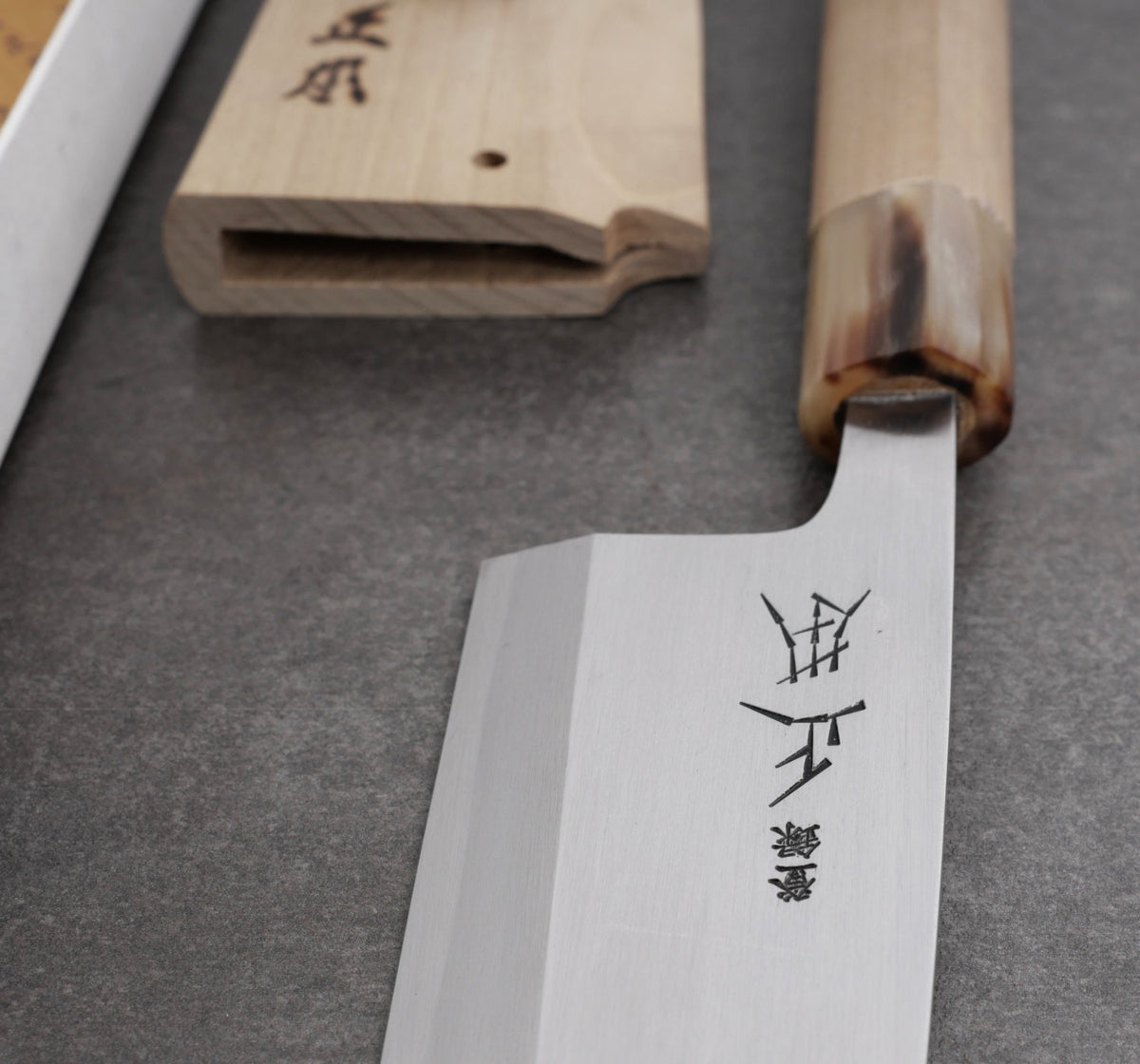 Deba knife | Saya