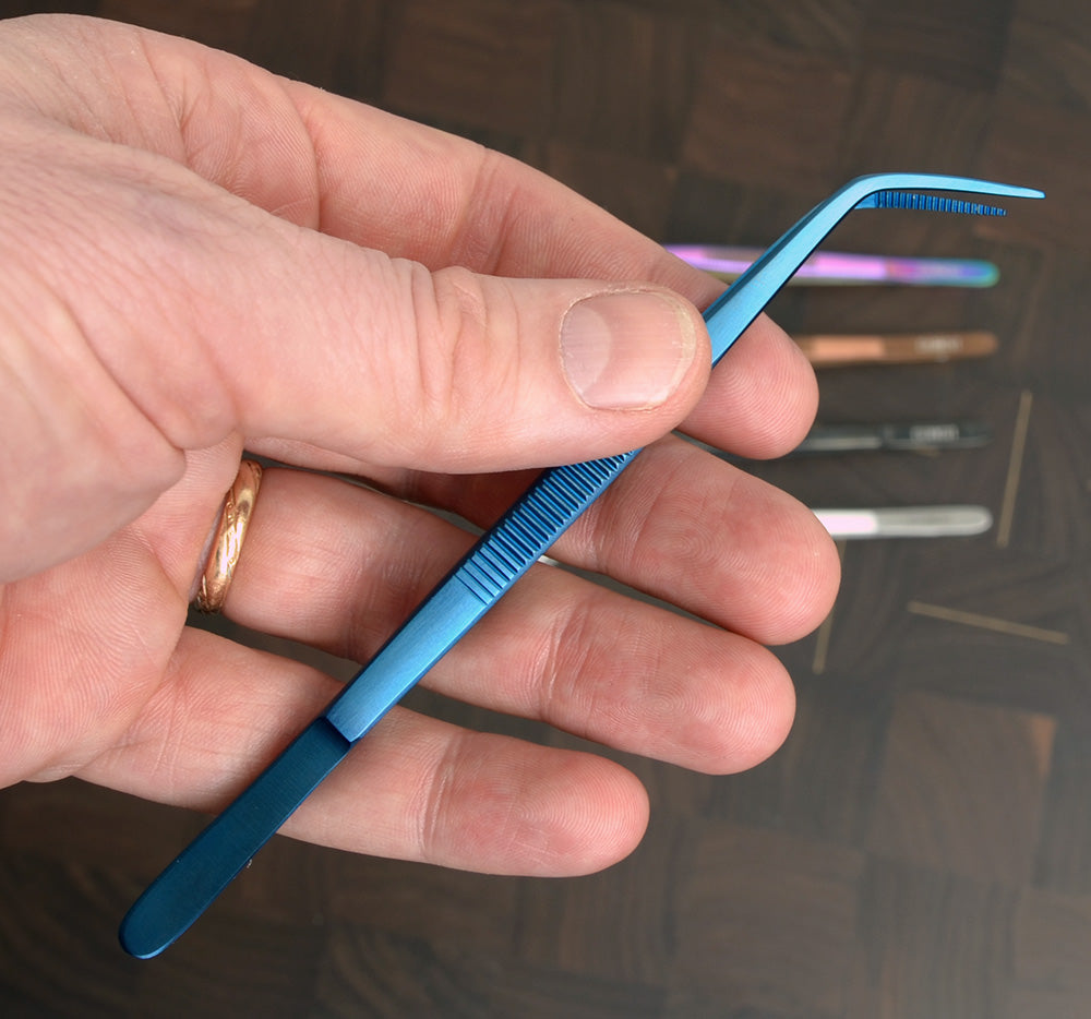 Micro-angled tweezers