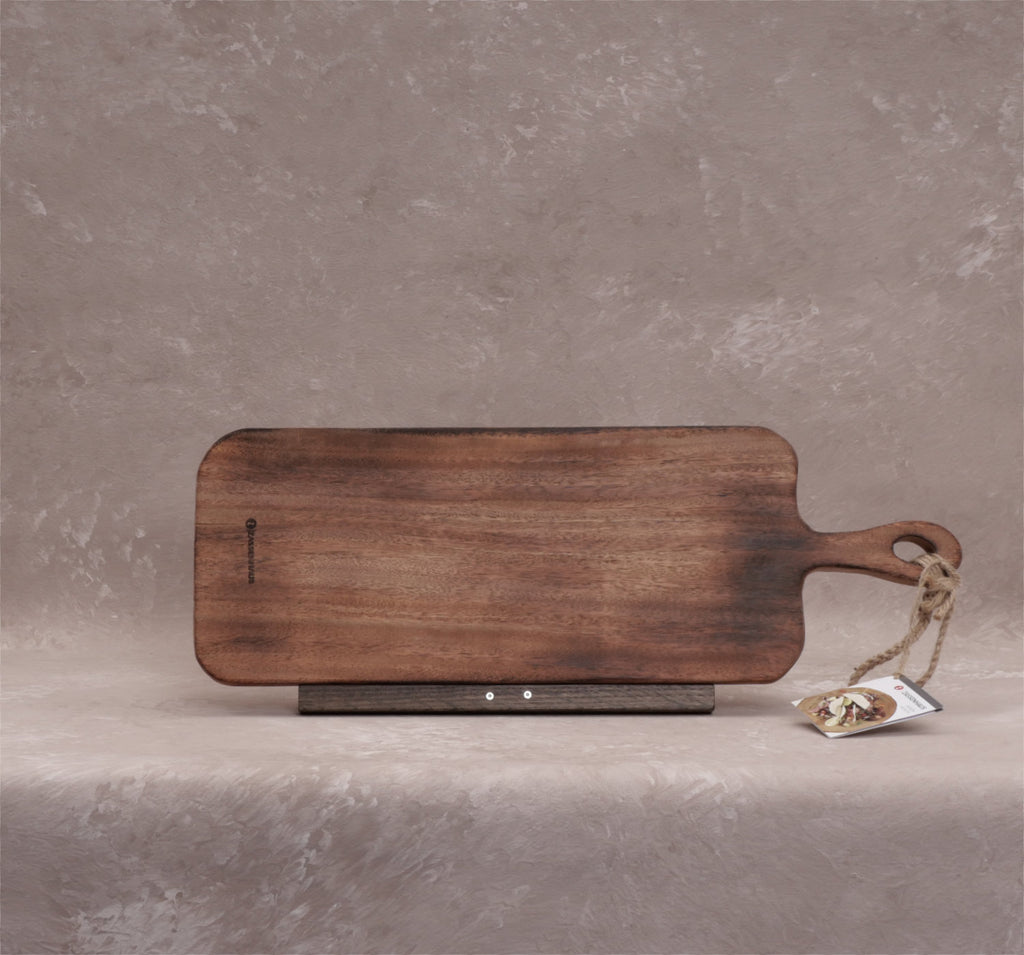 Acacia cutting board